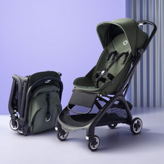 Kinderwagen Bugaboo Butterfly in der Farbe olive grün aufgeklappt und zusammengefaltet