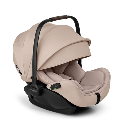 Bugaboo Otter Babyschale Desert Taupe – Frontansicht