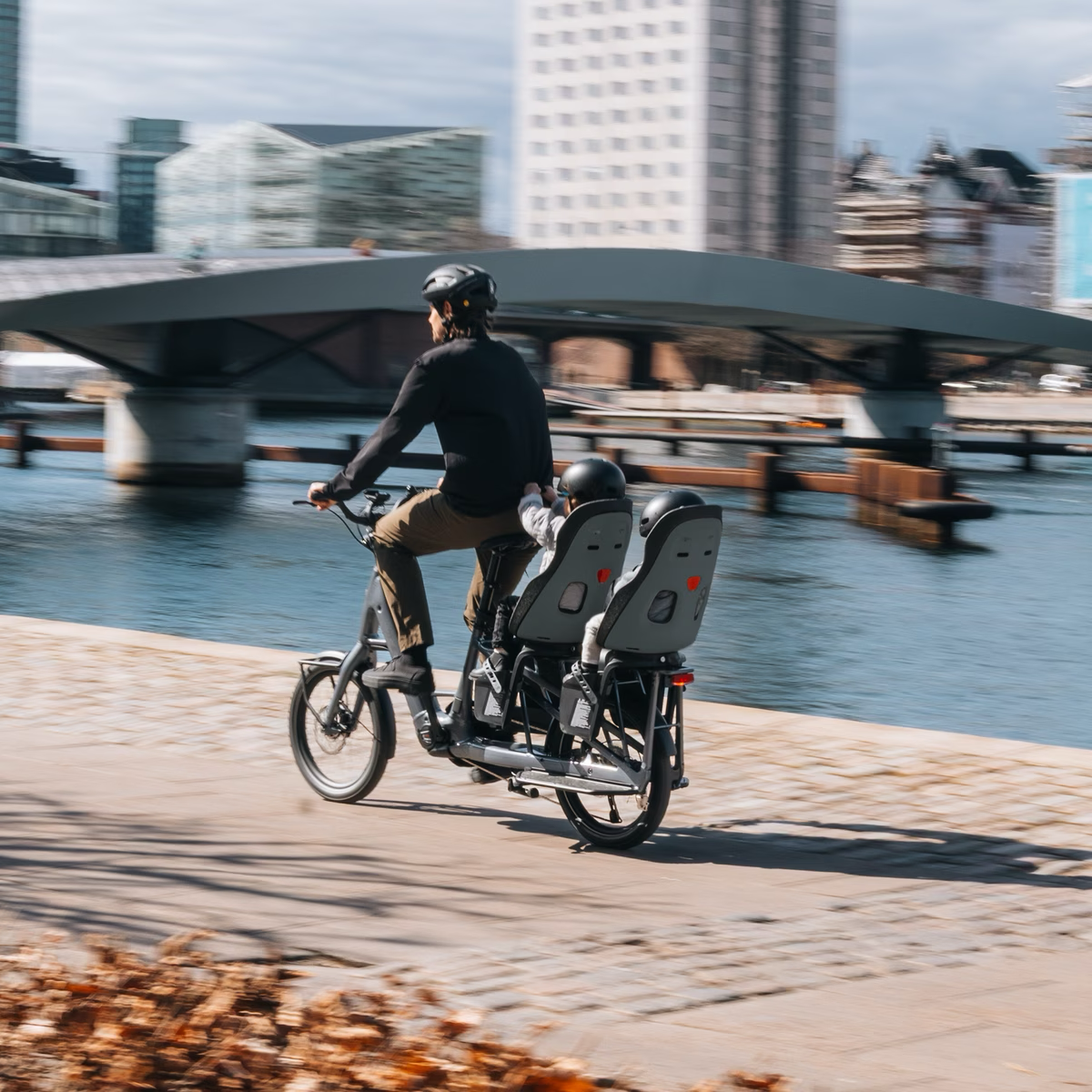 Thule Yepp Nexxt 2 Maxi Fahrradsitz im Alltag
