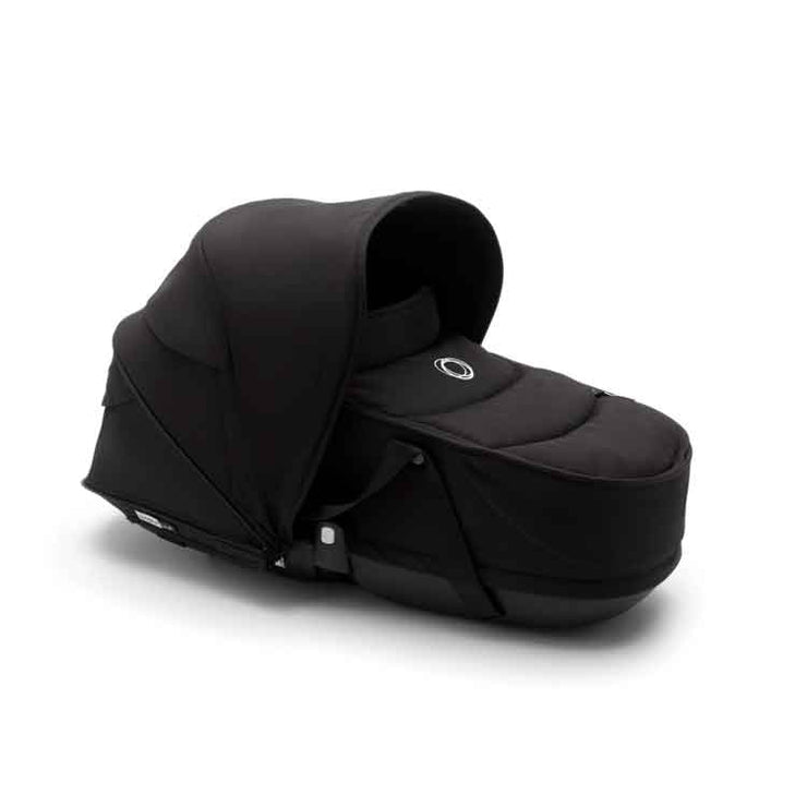 Bugaboo_Bee_6_bassinet_and_suncanopy_black